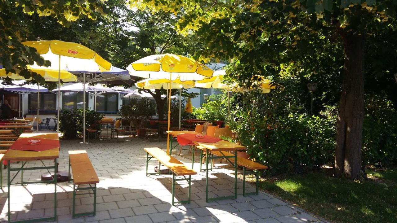 Hotel - Restaurant Martinihof Neudorfl Exterior foto
